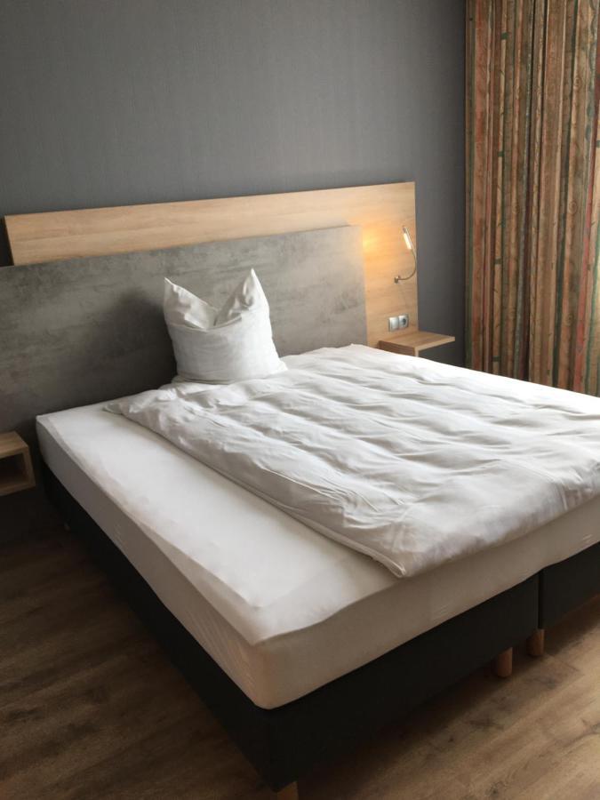 Rheinhessen Inn Gmbh 보스타트 외부 사진