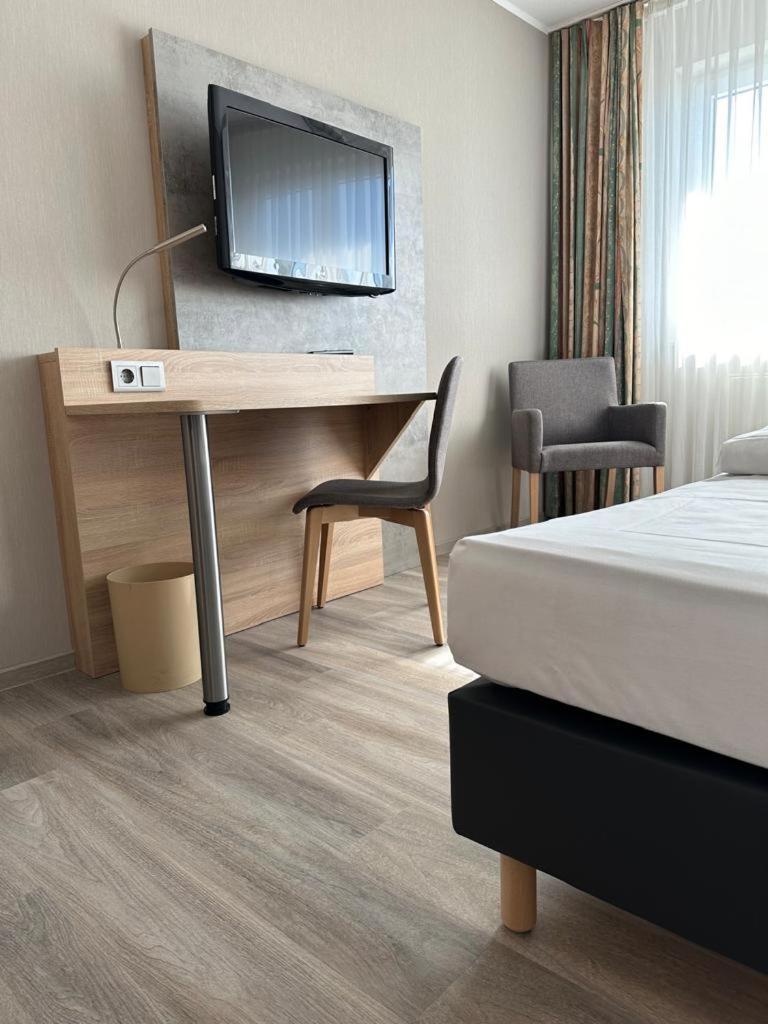 Rheinhessen Inn Gmbh 보스타트 외부 사진