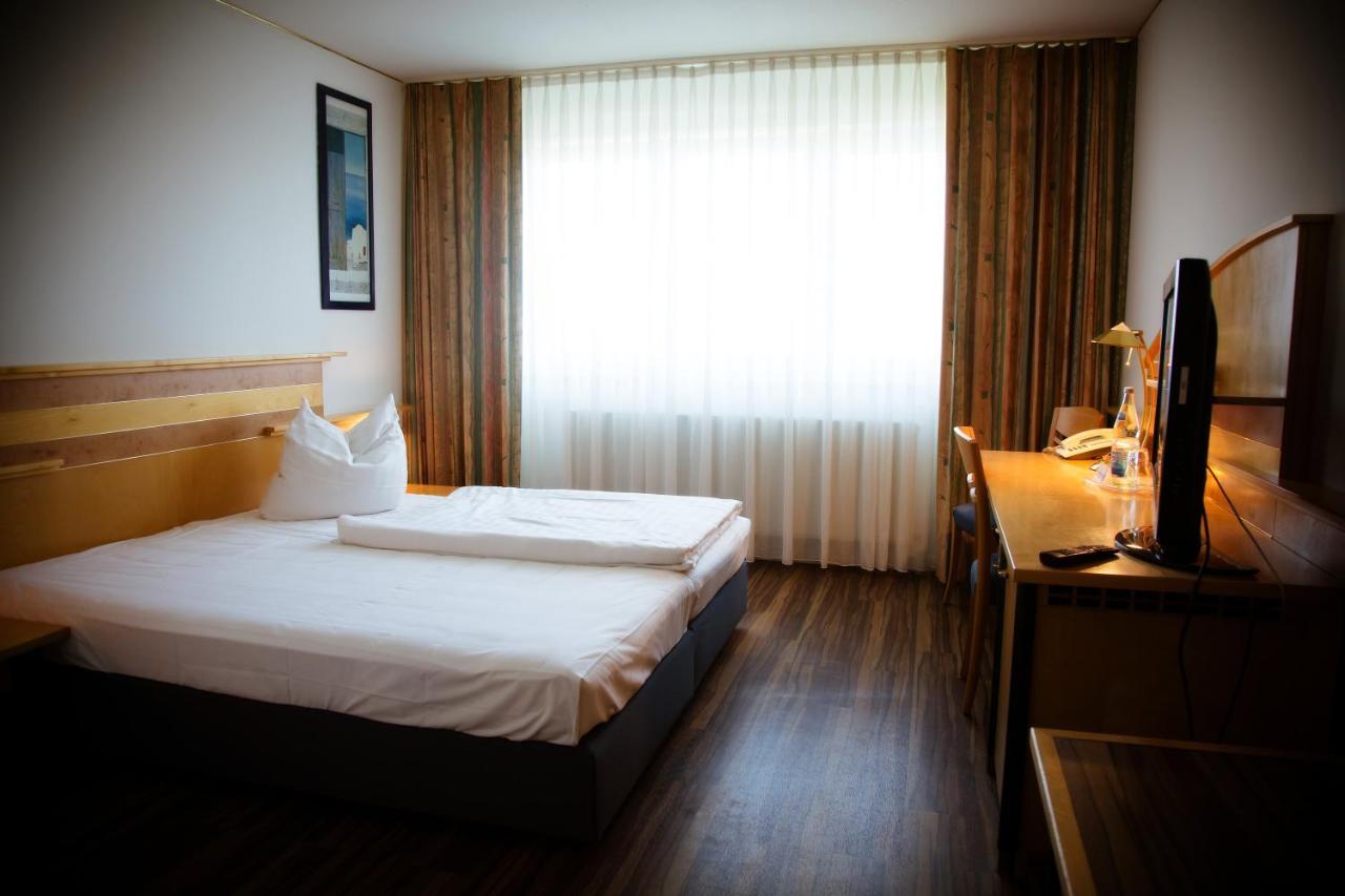 Rheinhessen Inn Gmbh 보스타트 외부 사진